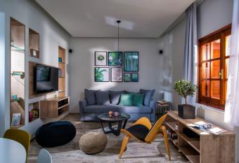 Nissos Home has Balcony rooms