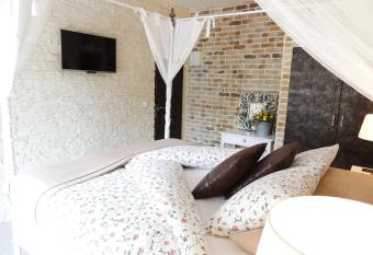 Villa Palmer I Beachhouse has Balcony rooms