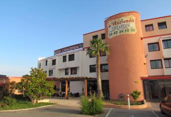 H  tel L Hacienda has Balcony rooms