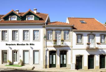 Guesthouse Muralhas do Mino has Balcony rooms
