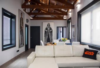 Star Wars Apartment allows 18 year olds to book a room