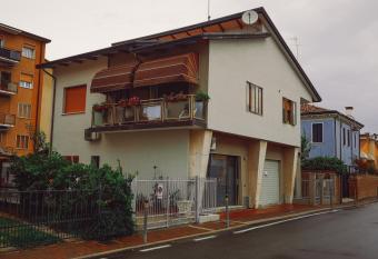Casa di Joy has Balcony rooms