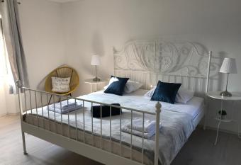 Moro Apartment has Smoking/Balcony rooms