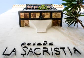 La Sacrist  a allows 18 year olds to book a room