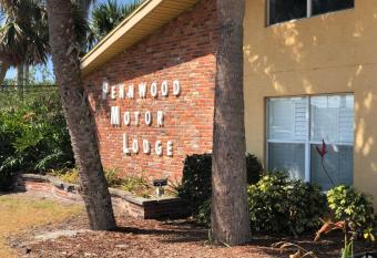 Pennwood Motor Lodge has Balcony rooms