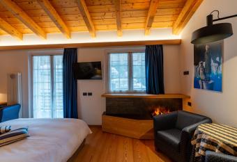 Sport Hotel Alpina allows 18 year olds to book a room