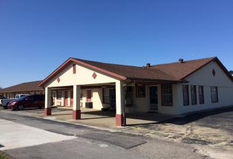 Rexdale Inn has Smoking rooms