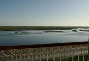 Vue exceptionnelle sur la Baie de Somme has Balcony rooms