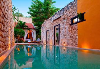 Hacienda Campeche allows 18 year olds to book a room