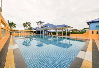 Pattaya Bed Boutique SHA allows 18 year olds to book a room