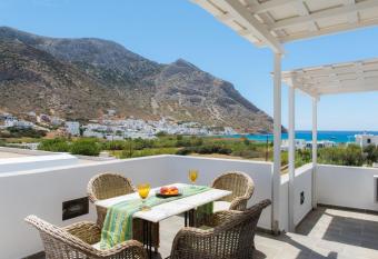 Villa Areto allows 18 year olds to book a room