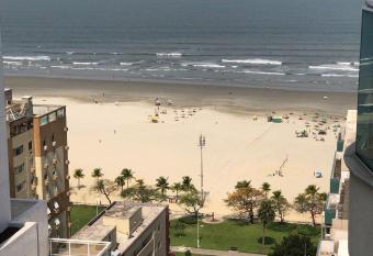 Estanconfor Santos Vista Mar 3 has Balcony rooms