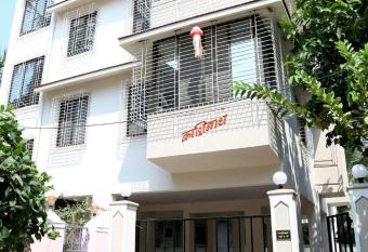 Kashinath Bungalow has Balcony rooms