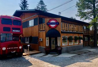 Piccadilly Motel allows 18 year olds to book a room