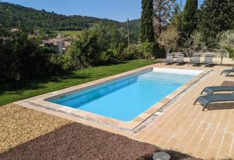 Mas des Coccinelles has Balcony rooms