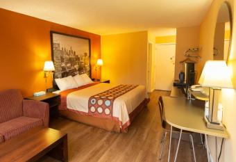 Super 8 by Wyndham Carlisle North has Smoking rooms