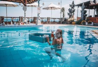 Ashyana Candidasa Beach Resort has Balcony rooms