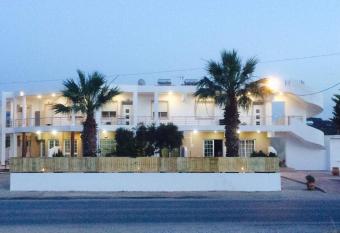 River s Apartments has Balcony rooms