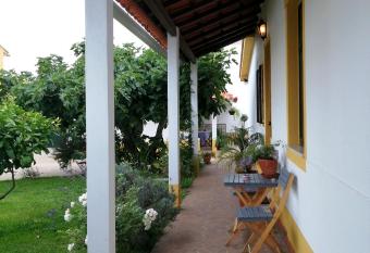Casa dos Pingos de Mel has Balcony rooms