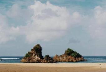 Puraran Surf Beach Resort has Balcony rooms