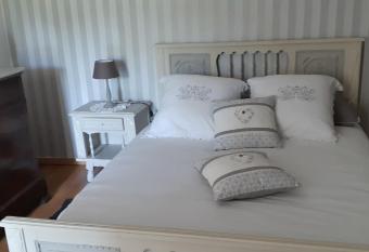 Casa san salvadore has Balcony rooms