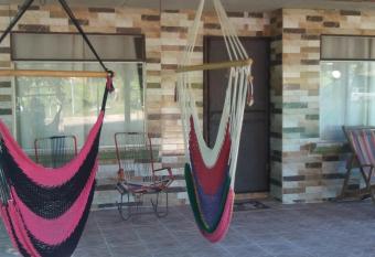 Casa Hidalgo cerca de playa Carrillo allows 18 year olds to book a room