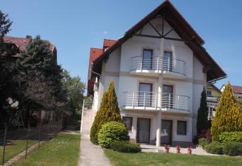 Anita Apartmanh  z has Balcony rooms