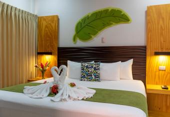 Apartamentos Equipados RyA del Volc  n allows 18 year olds to book a room