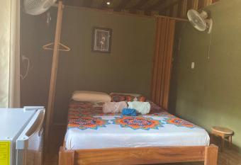 Pez Espada Tours y Cabinas allows 18 year olds to book a room