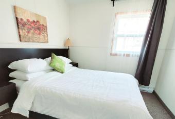 Lido Motel allows 18 year olds to book a room