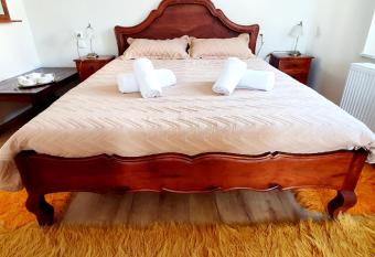 Casa di Fol has Balcony rooms