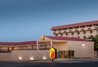 Super 8 by Wyndham Lubbock Civic Center North has Smoking rooms