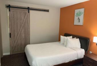 Urban Boutique Hotel, BW Signature Collection allows 18 year olds to book a room