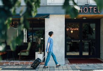 Hostel ilfaro Kurume allows 18 year olds to book a room