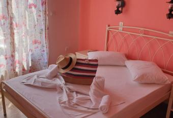 Ilios Apartments has Balcony rooms