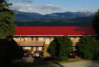 Rocky Mountain Springs Lodge has Balcony rooms