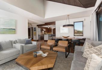 Lumiere by Dunton has Balcony rooms