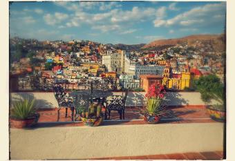 Hotelito  allows 18 year olds to book a room