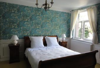 Villa Tournesol has Balcony rooms