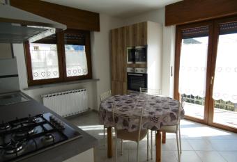 Il Piccolo Nido has Balcony rooms