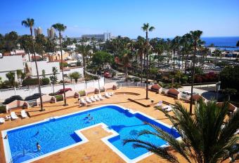 Ocean View apartment Las Americas has Balcony rooms