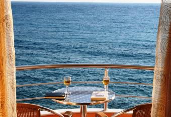 Mare has Balcony rooms