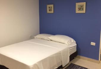 Lehas Place has Balcony rooms