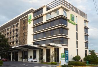 Hyatt Centric San Jos   Escaz   allows 18 year olds to book a room