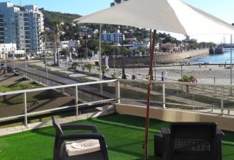 Hotel Genoves has Balcony rooms