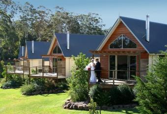 Shambala Eco Retreat has Balcony rooms