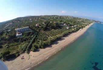 De La Plage Hotel Koroni has Balcony rooms