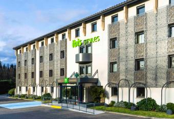 ibis Styles Toulouse Nord Sesquieres allows 18 year olds to book a room