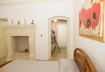 Le Tenute di Agnese has Balcony rooms