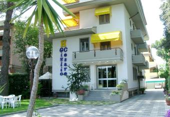 Hotel Giulio Cesare allows 18 year olds to book a room